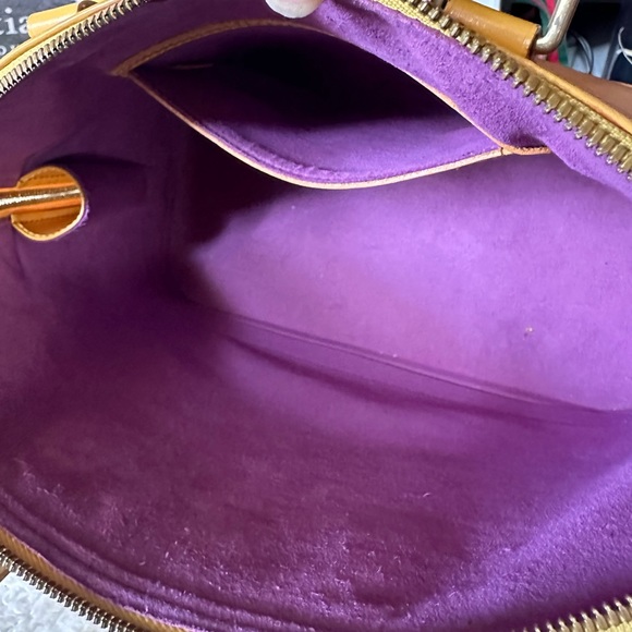 🥳HOST PICK🥳 Vintage Louis Vuitton Yellow Epi Leather Alma PM - Picture 15 of 16